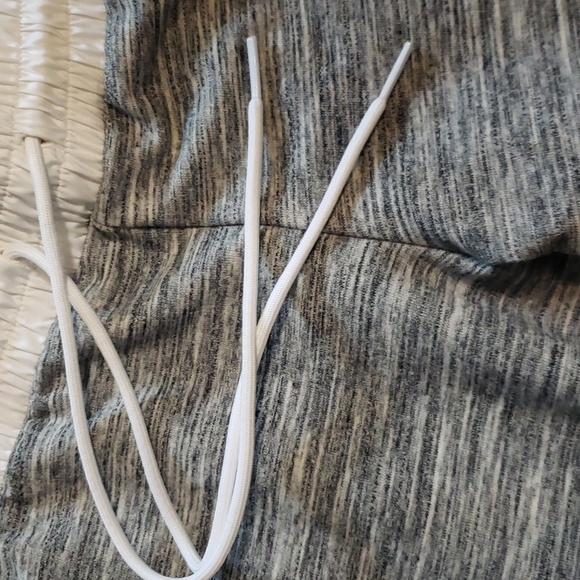 PINK Victoria Secret  Sweatpants NWOT - Picture 2 of 5